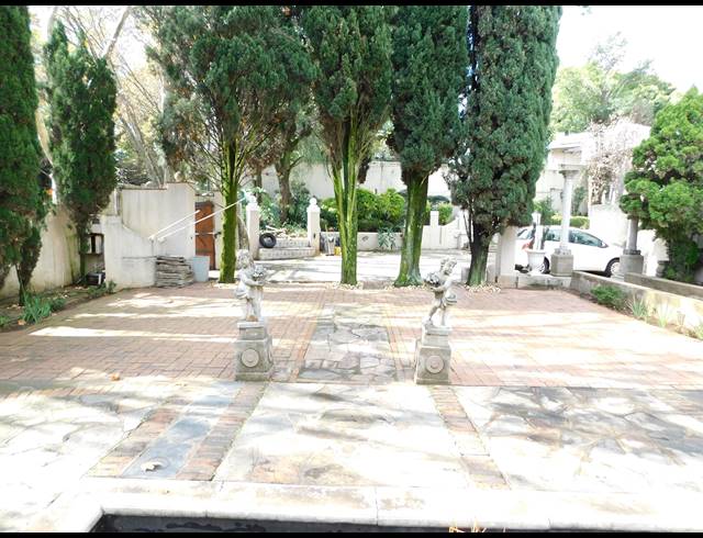645M² OFFICE FOR SALE IN SAXONWOLD